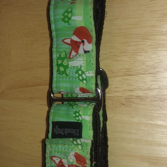 2 Hounds Designs Dog Collar - size large - Picture 6 of 7